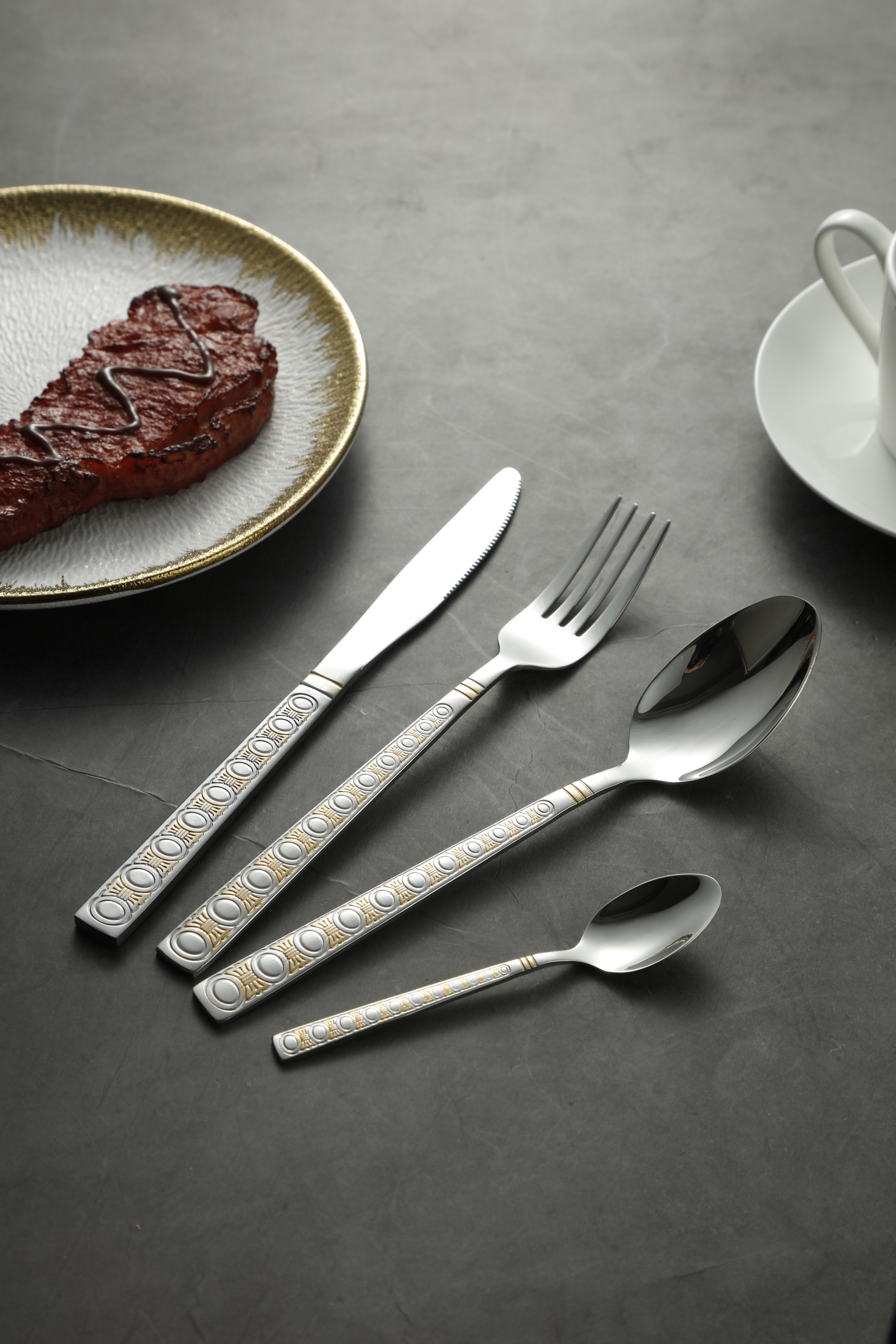 Minimalist Two-Tone Stainless Steel Flatware Set 3