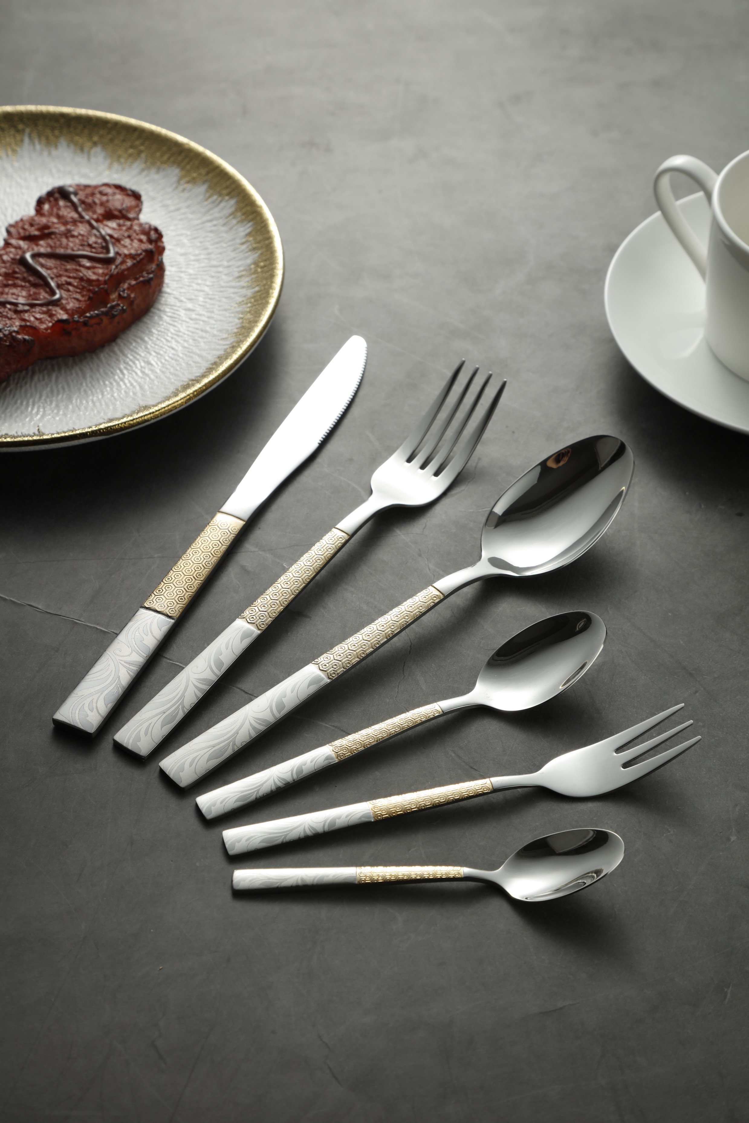 Ornate Gold-Trimmed Stainless Steel Flatware Set 3