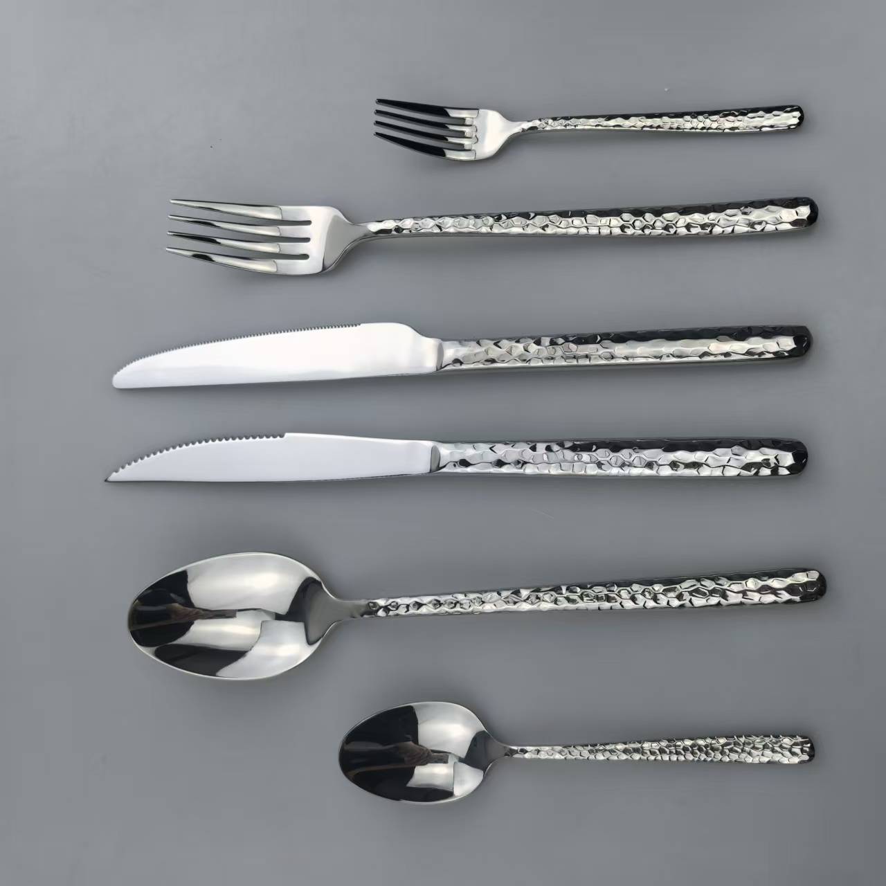OEM Stainless Steel Cutlery Set – Mirror Polish Flatware with Dot Handle for Wholesale 2