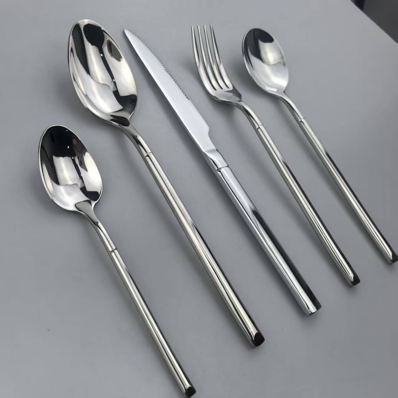 OEM Stainless Steel Cutlery Set – Square Handle Mirror Polish Flatware for Wholesale 4