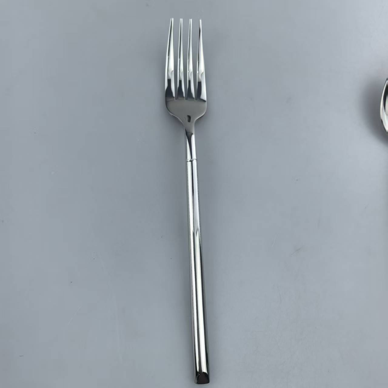 OEM Stainless Steel Cutlery Set – Square Handle Mirror Polish Flatware for Wholesale 5