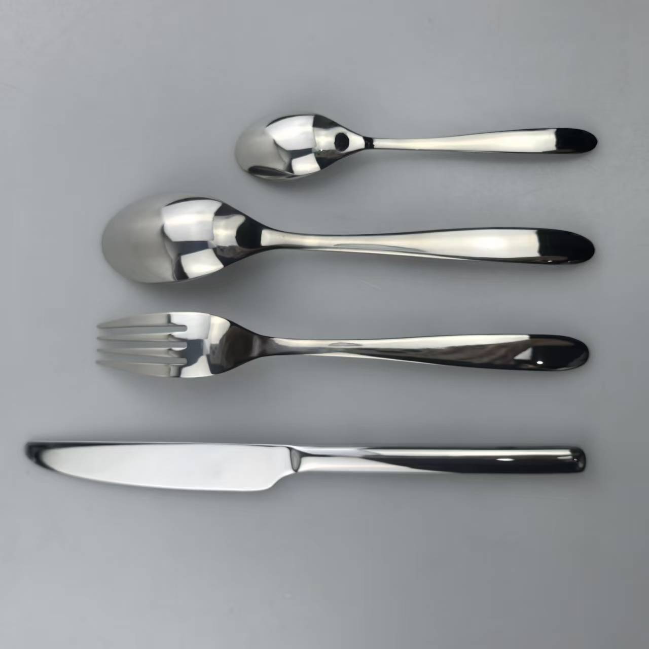 KUNTIN Series Stainless Steel Cutlery Set – Mirror Polish Elegant Flatware 3