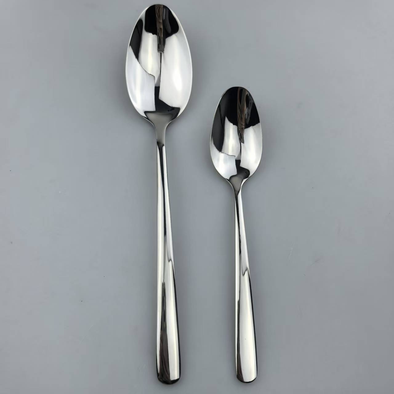 现代极简纤细手柄不锈钢餐具套装 | 高镜面抛光四件套餐具 6