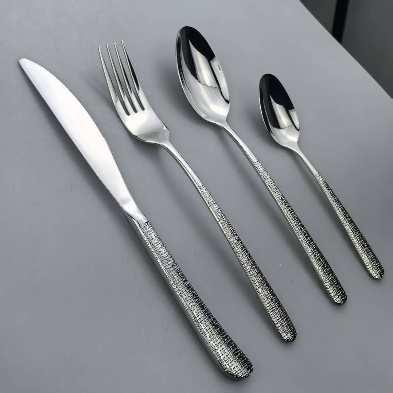 锤纹不锈钢餐具套装 | 适用于酒店及精致餐饮的24件专业餐具 4