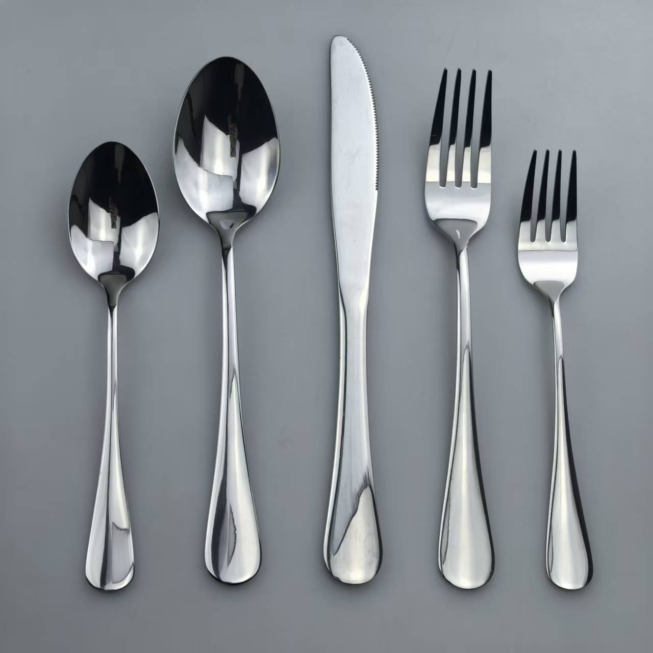 Tear Drop Handle Stainless Steel Cutlery Set – Mirror Finish Flatware