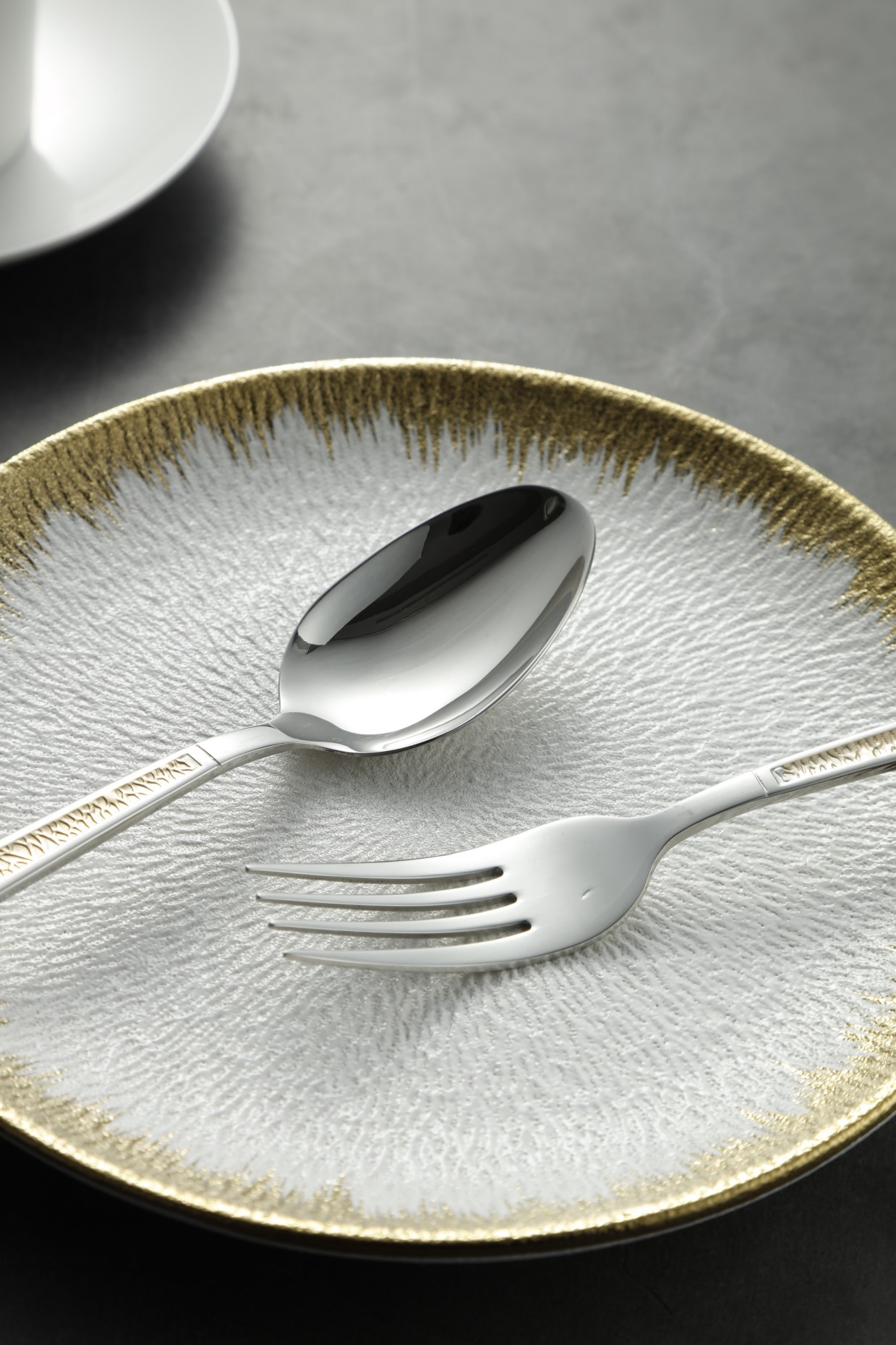 Hammered Gold Inlay Stainless Steel Flatware Set 4