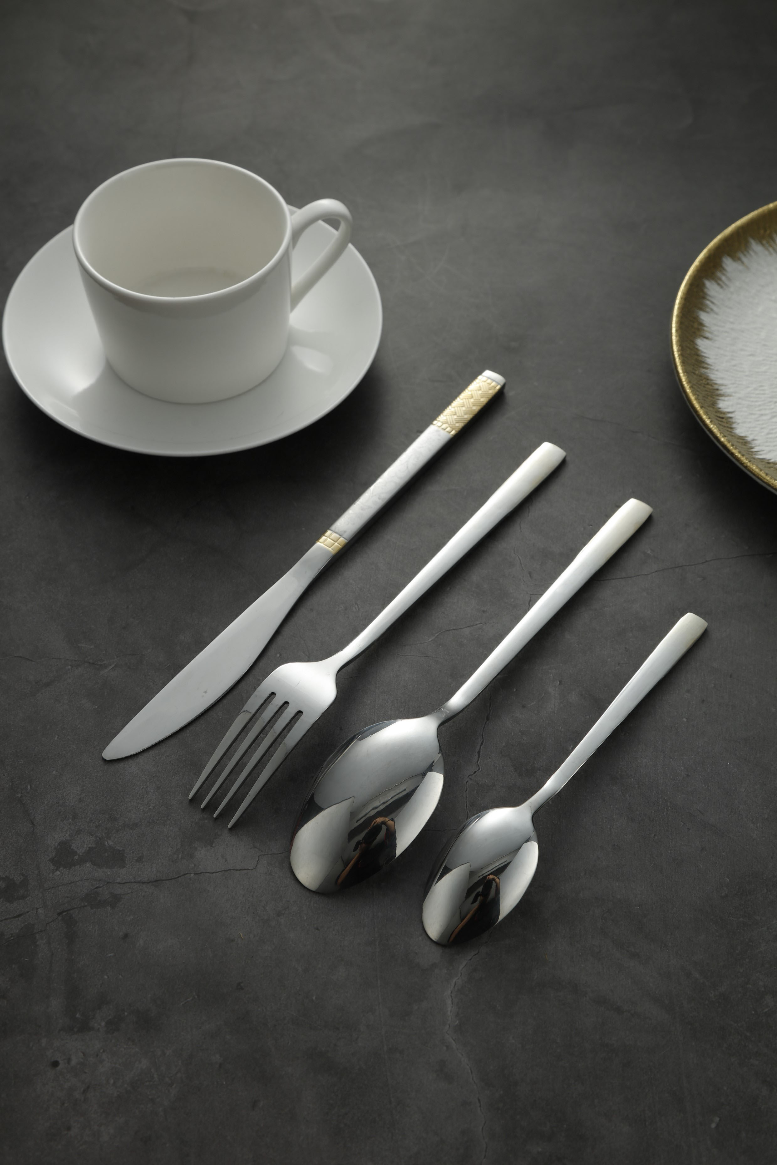 Textured Gold Band Silverware Cutlery Set 4