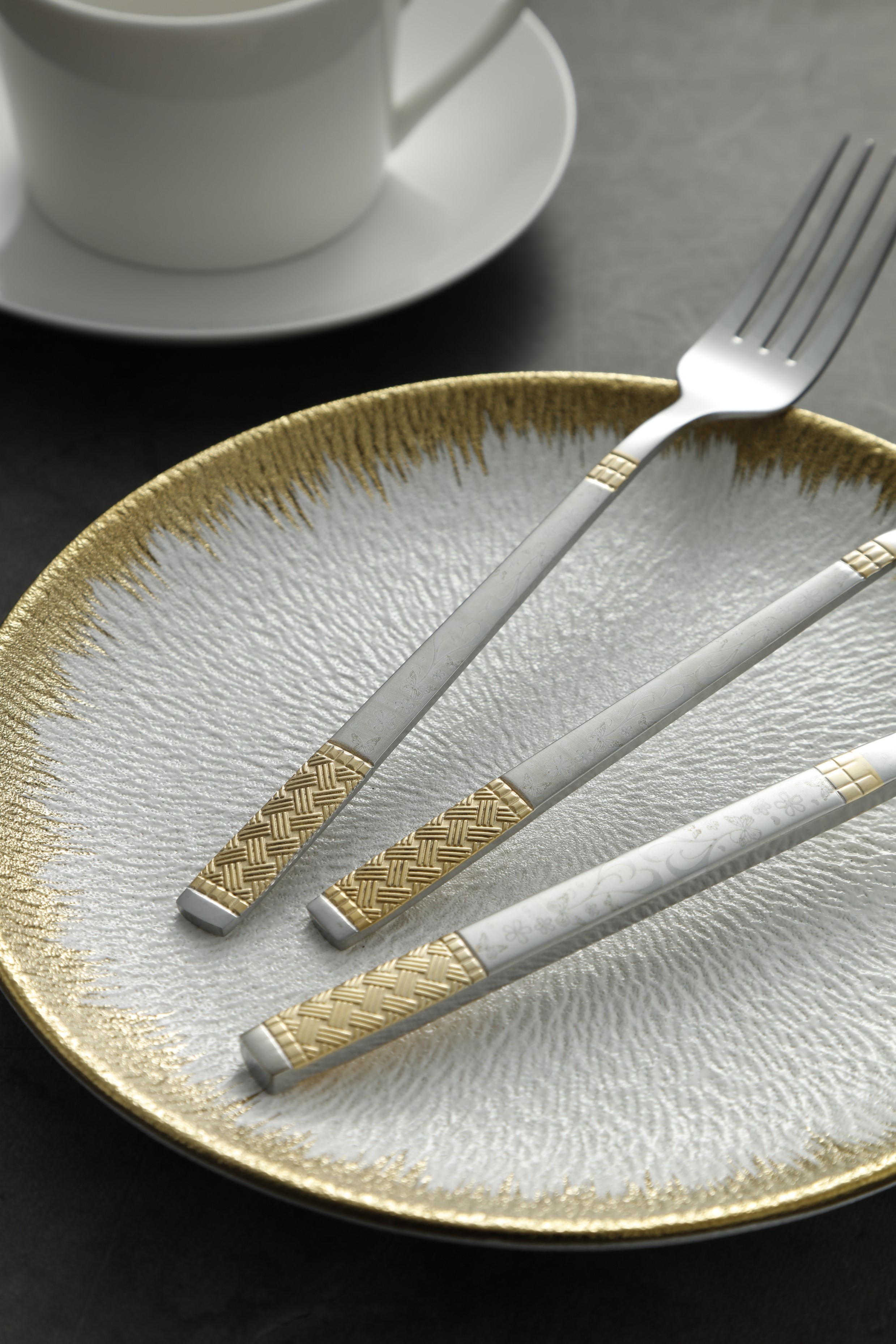 Textured Gold Band Silverware Cutlery Set 6