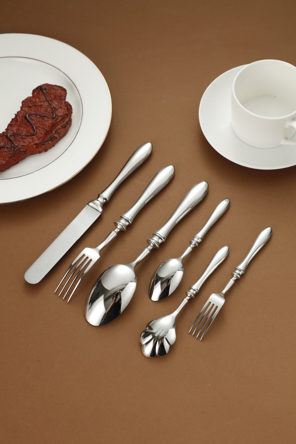 Elegant Teardrop Handle Stainless Steel Flatware Set 4