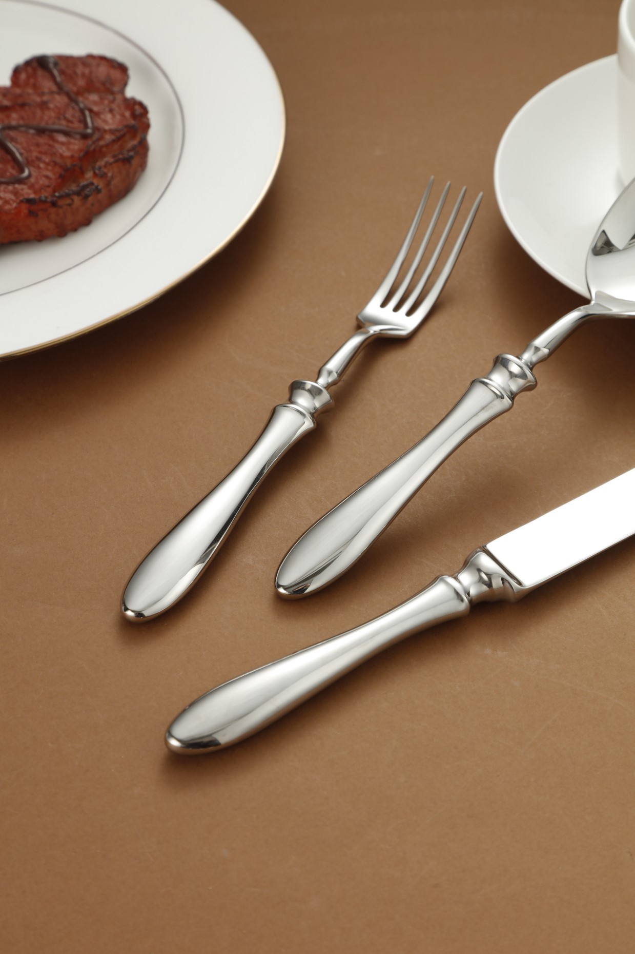 Elegant Teardrop Handle Stainless Steel Flatware Set 6