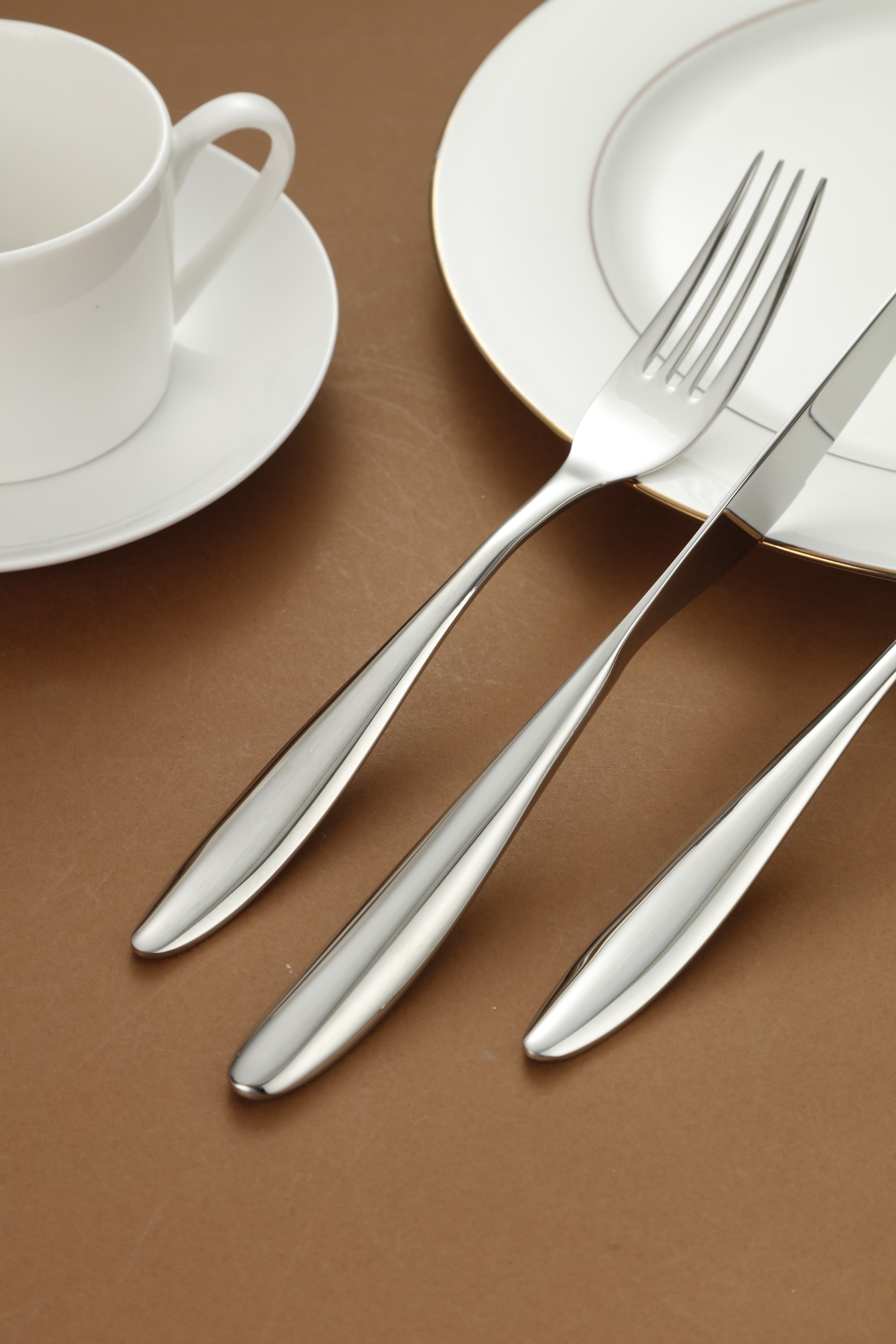 Sleek Curved Handle Stainless Steel Flatware Set 6