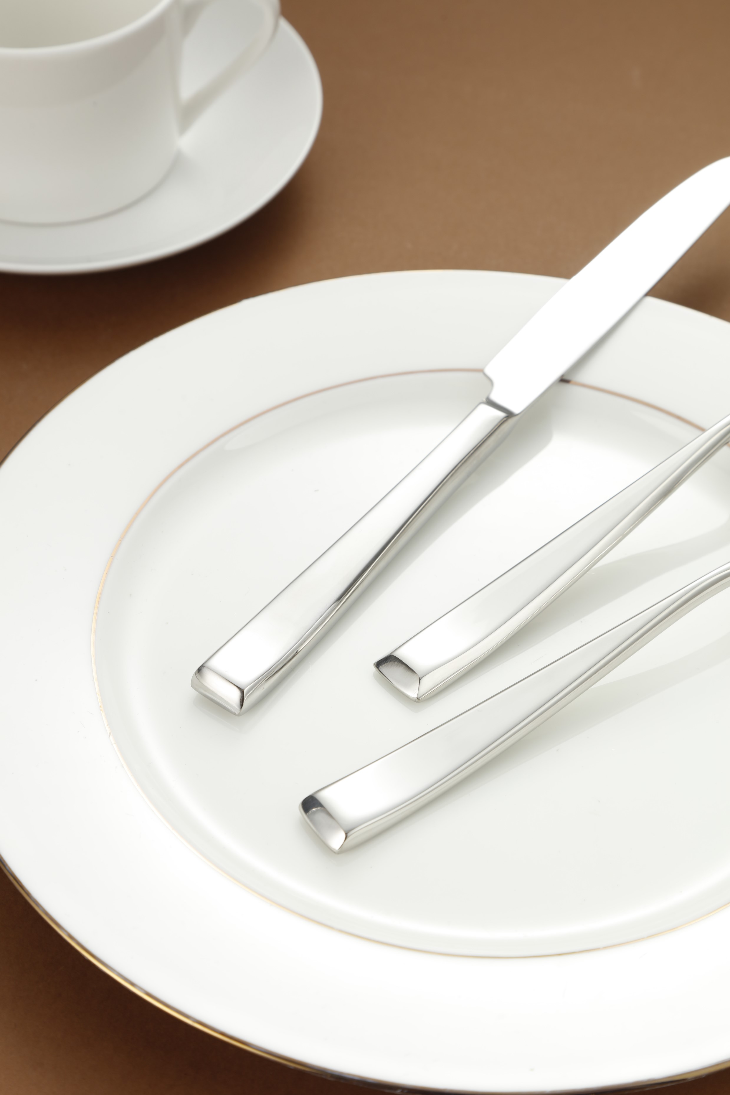 Sleek Geometric Silverware Cutlery Set 6