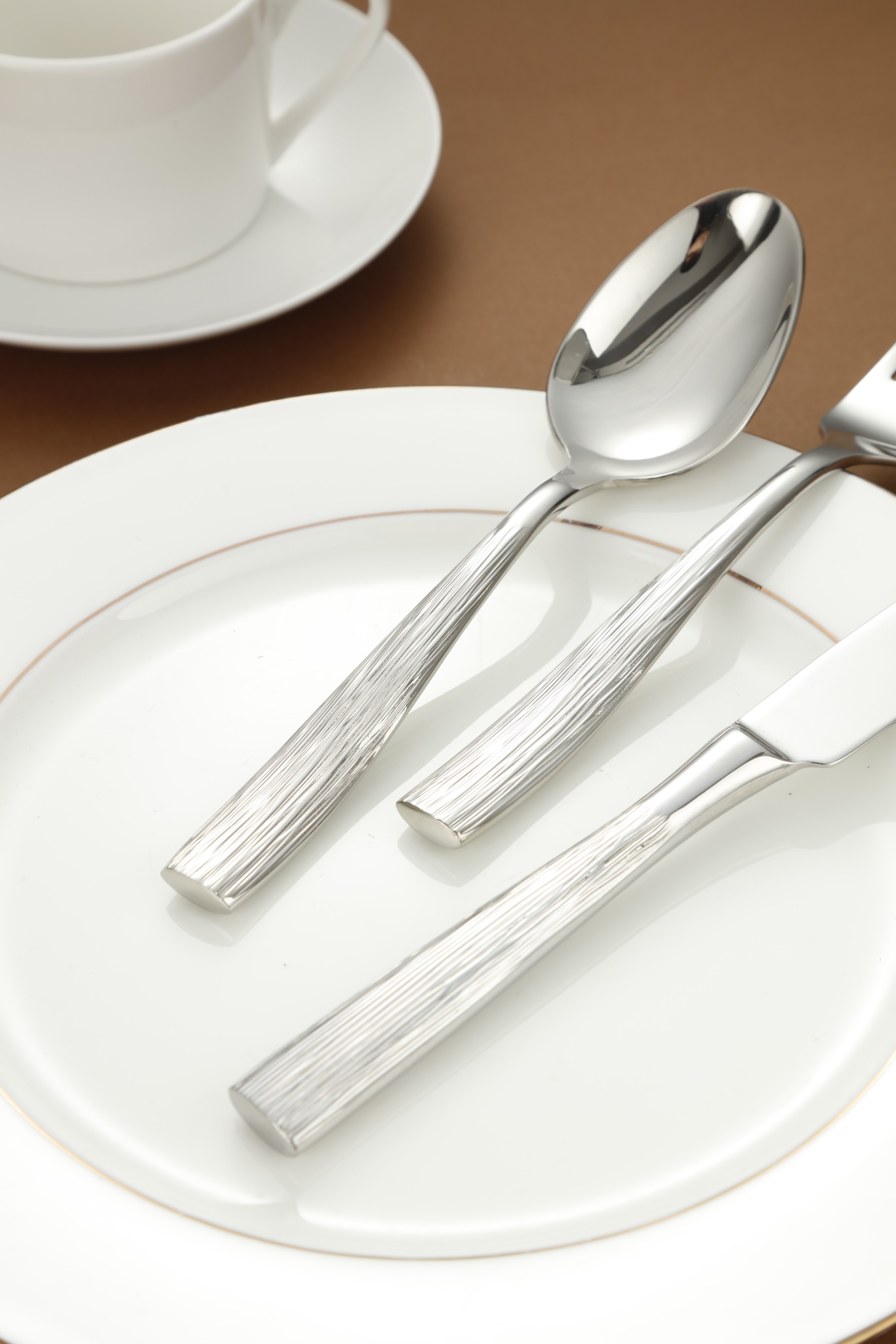 Brushed Linear Textured Stainless Steel Flatware Set 6