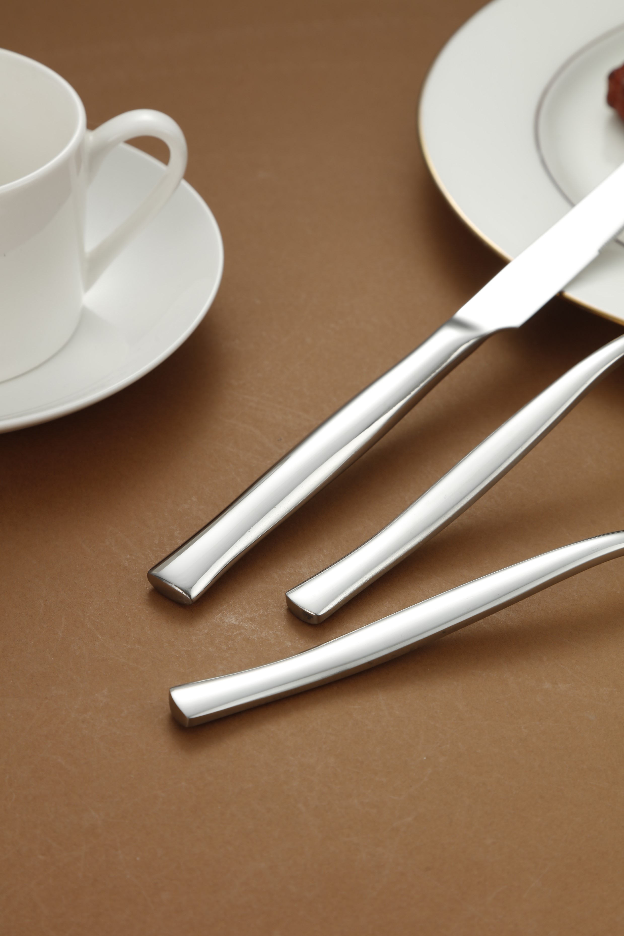 Minimalist Square-Handle Stainless Steel Flatware Set 5