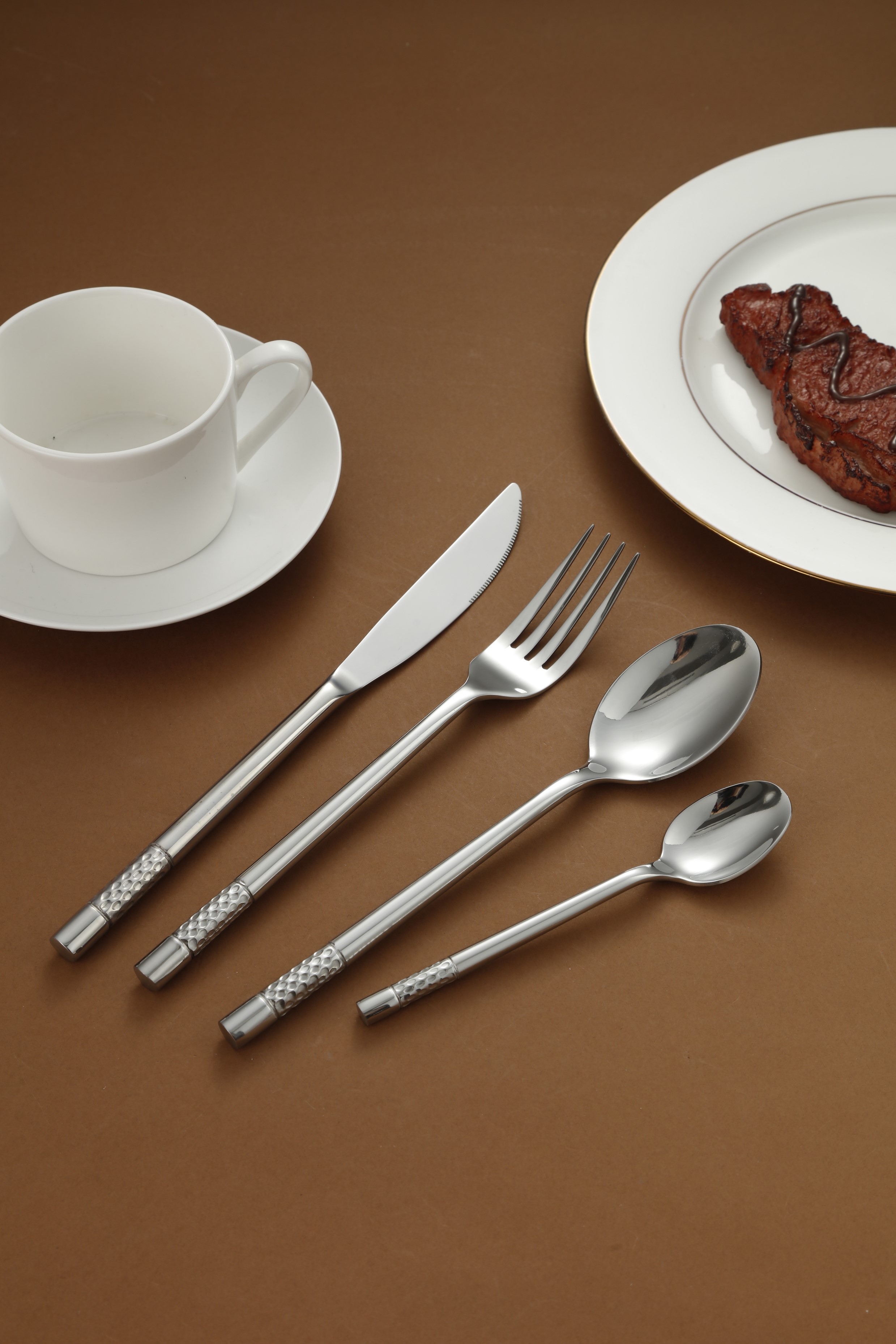 Hammered Grip Stainless Steel Flatware Set 3