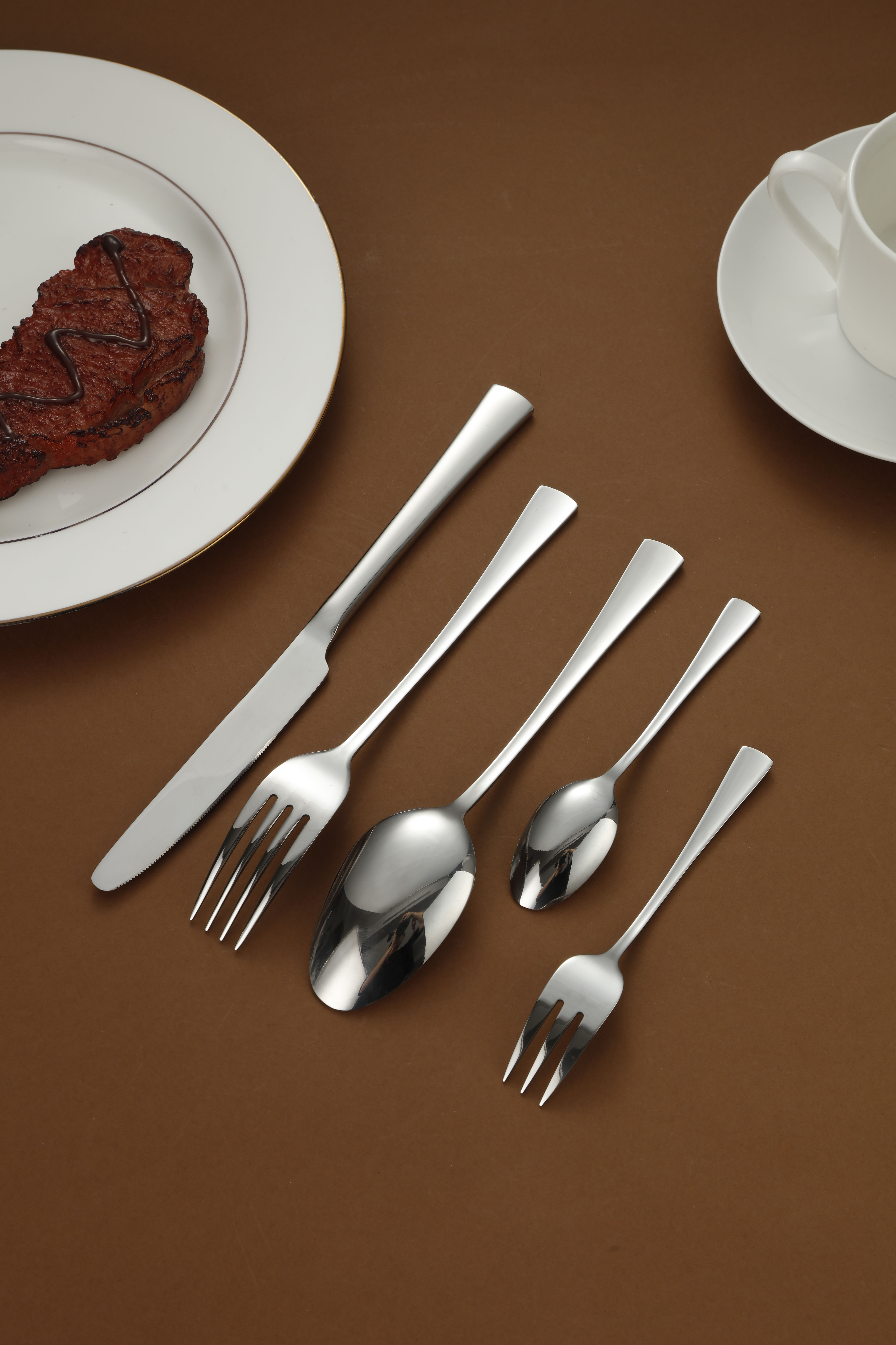 Flared Wide Handle Stainless Steel Flatware Set 4