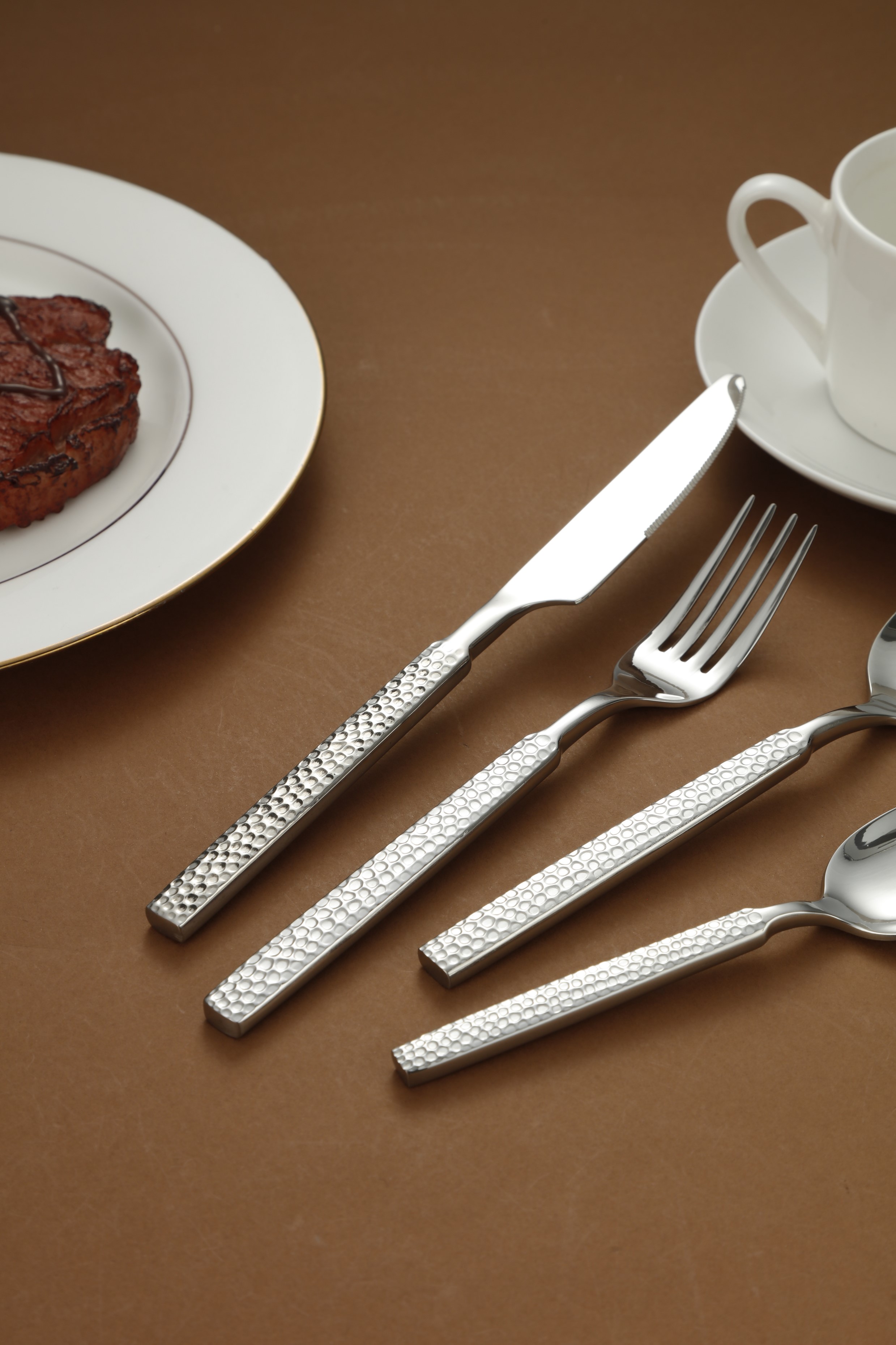 Full Hammered Textured Stainless Steel Flatware Set 5