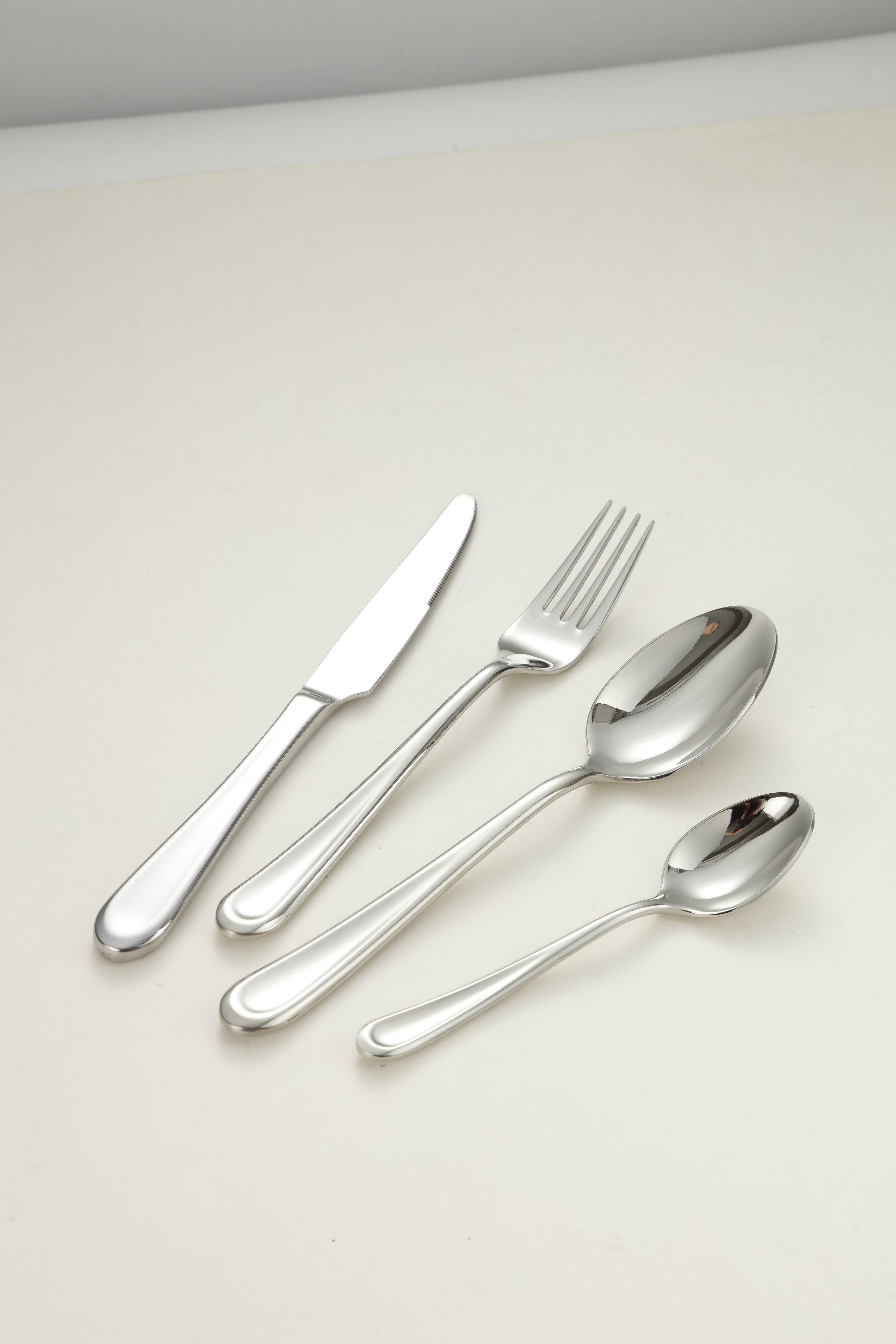 Double Line Edge Stainless Steel Flatware Set 2