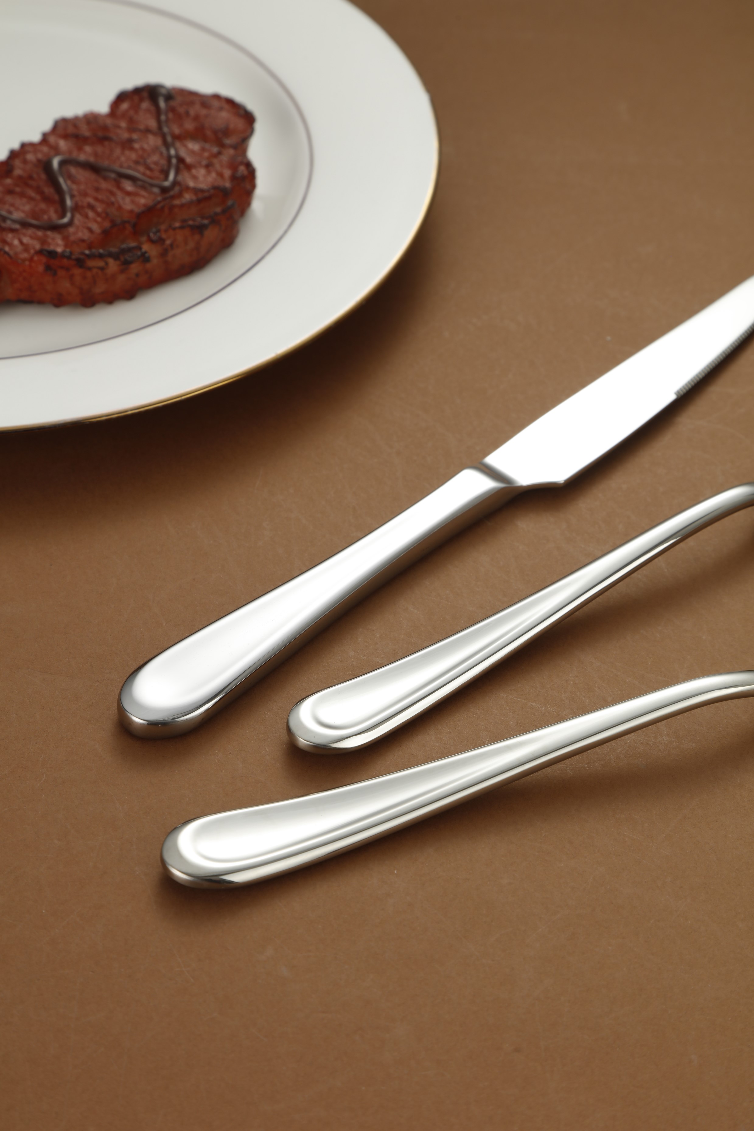 Double Line Edge Stainless Steel Flatware Set 5