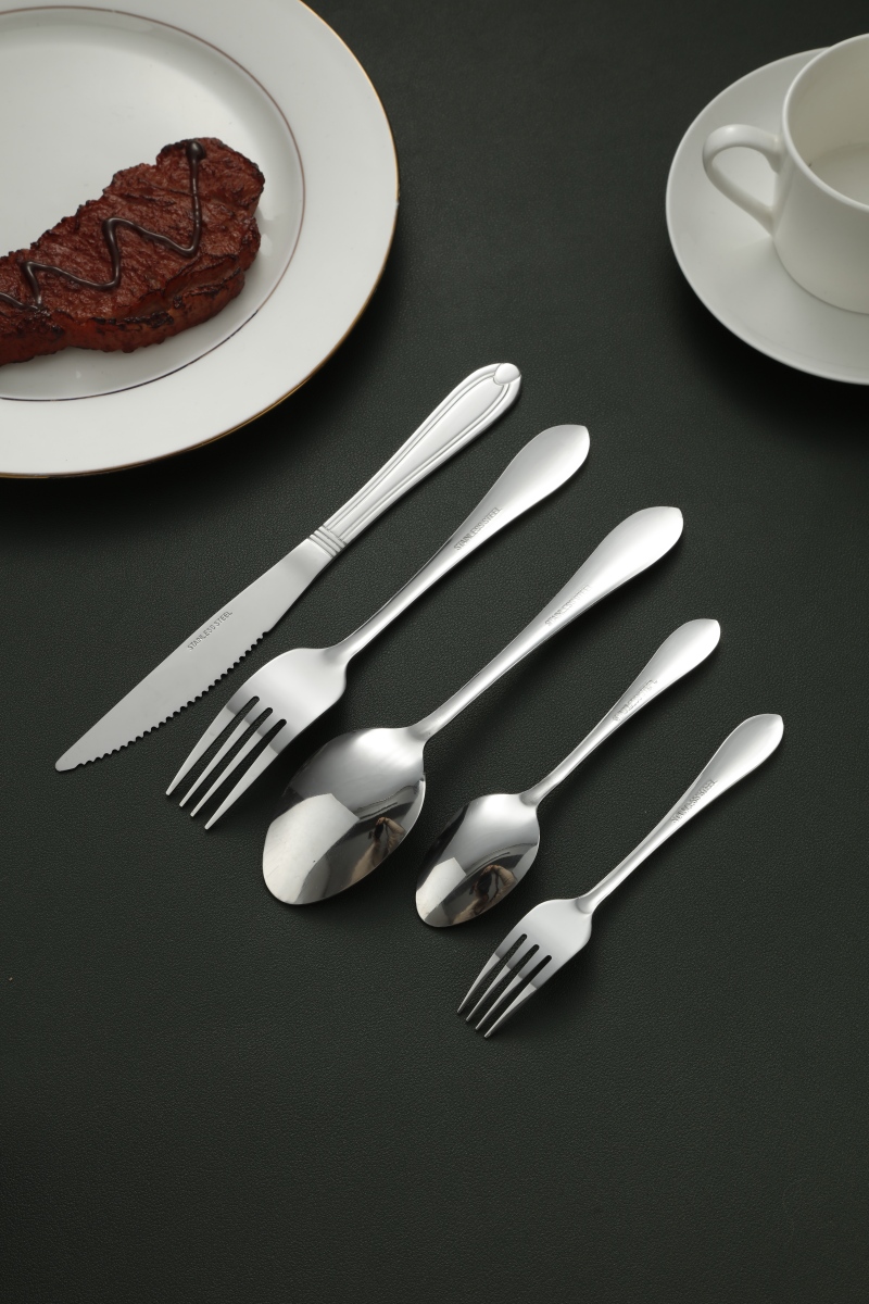 Double-Line Contoured Stainless Steel Flatware Set 4