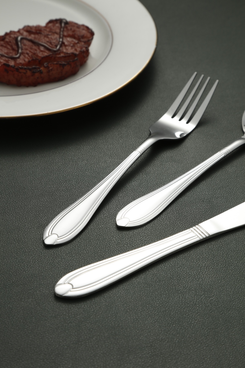 Double-Line Contoured Stainless Steel Flatware Set 5