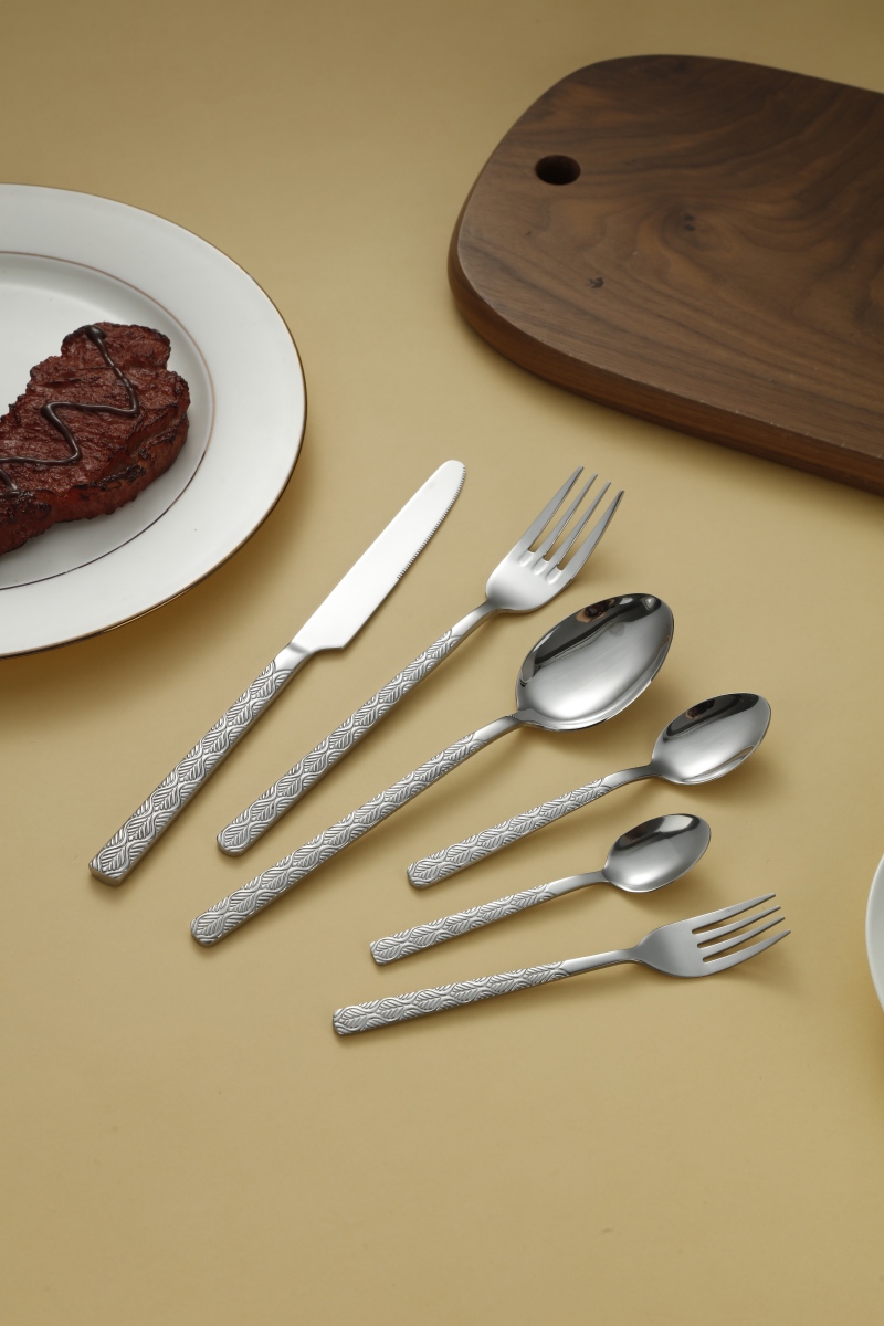 Full Embossed Geometric Stainless Steel Flatware Set