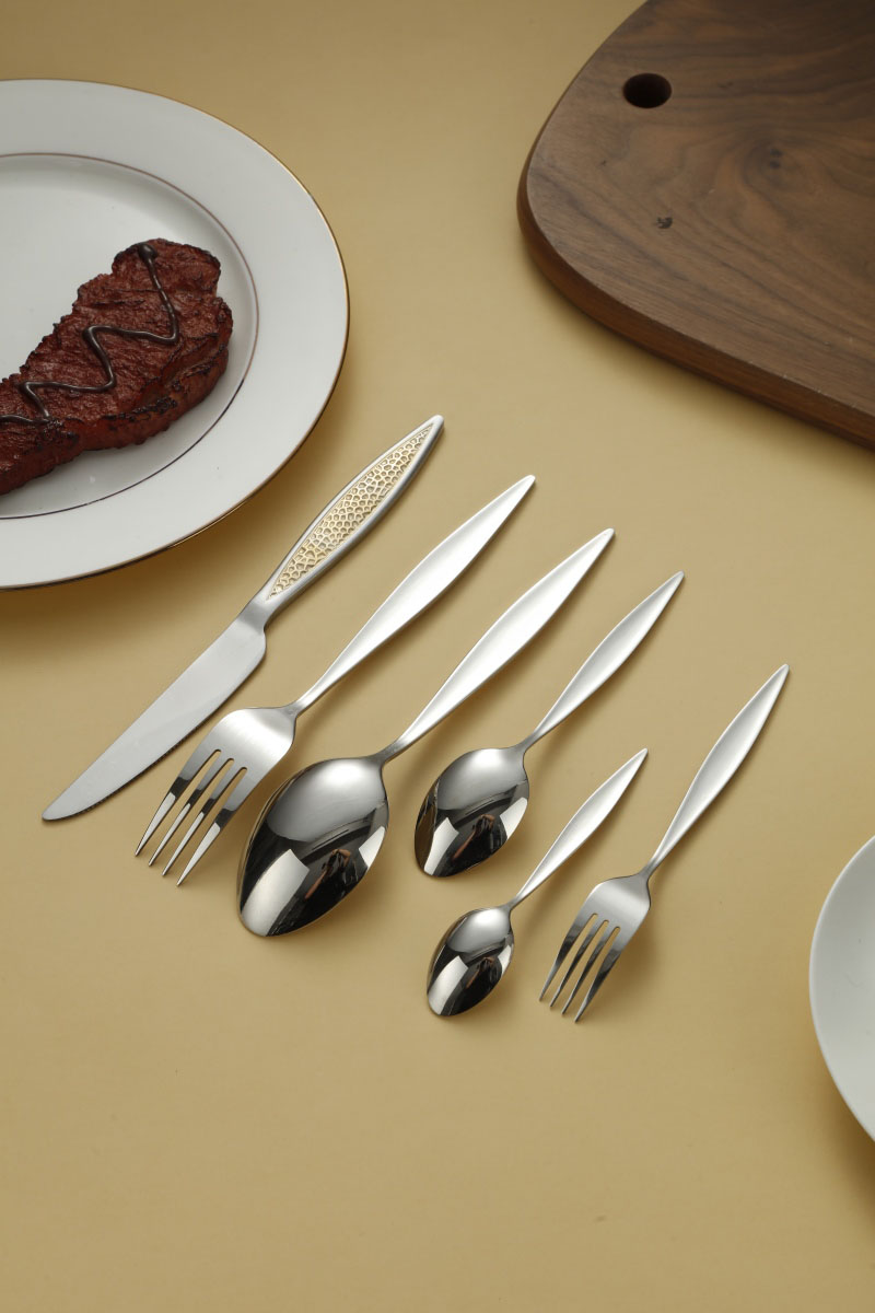 Hammered Dot Texture Stainless Steel Flatware Set 4