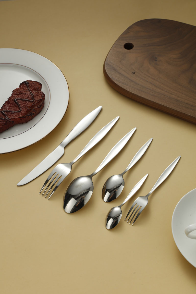 Sleek Tapered Minimalist Stainless Steel Flatware Set 4