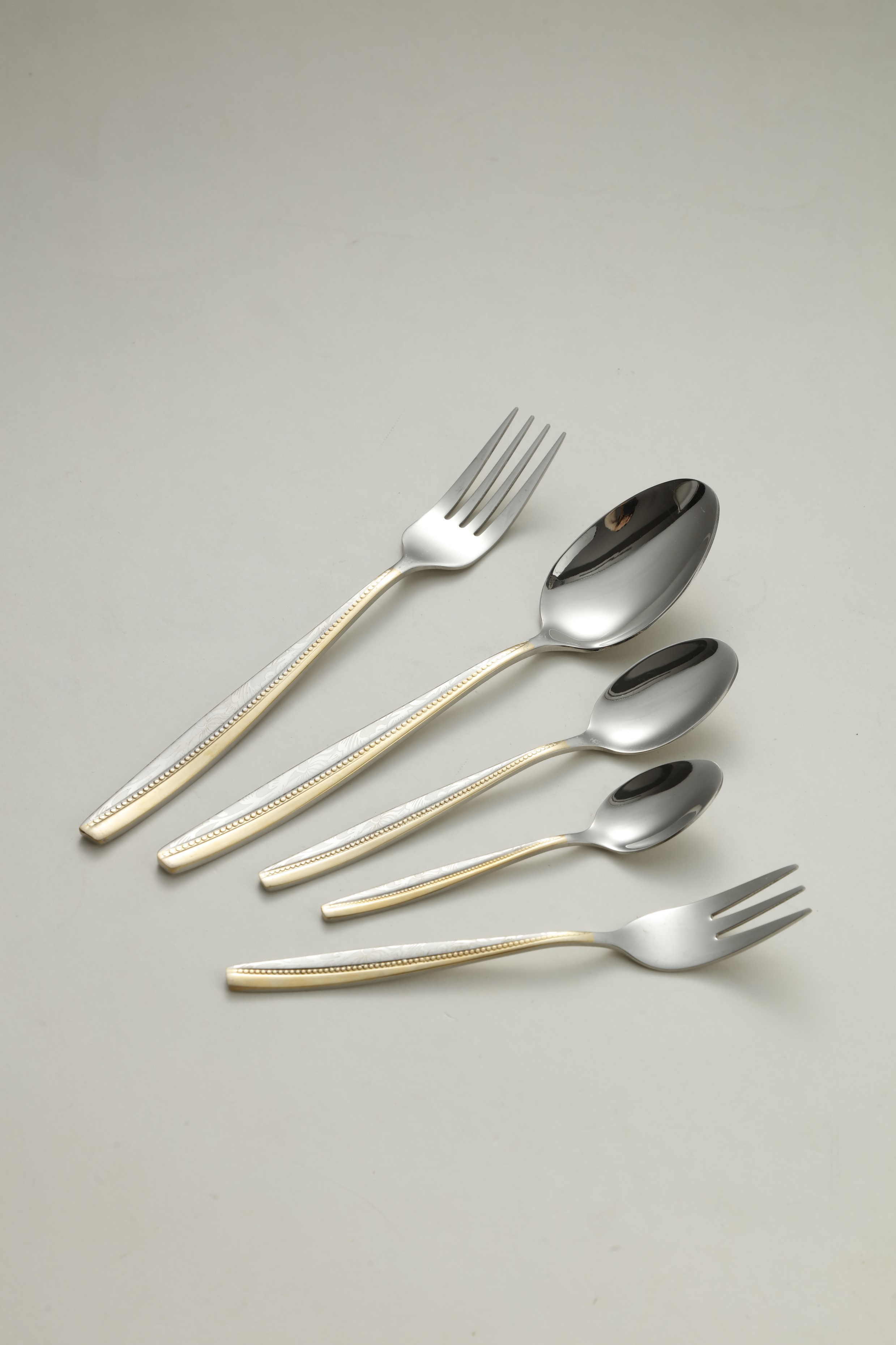 Inlaid Bead Line Gold Trim Stainless Steel Flatware Set 2