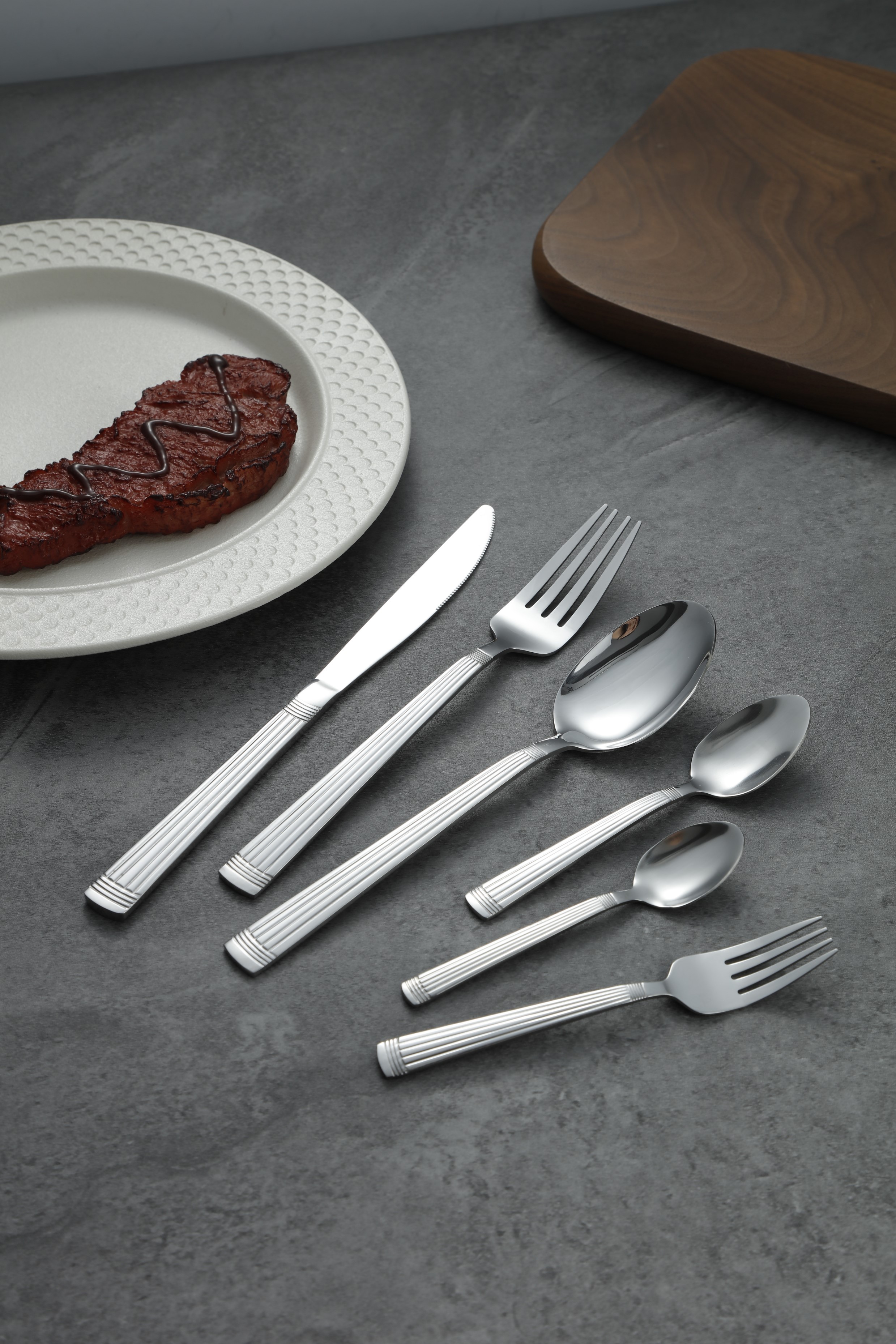 Vertical Fluted Handle Stainless Steel Flatware Set