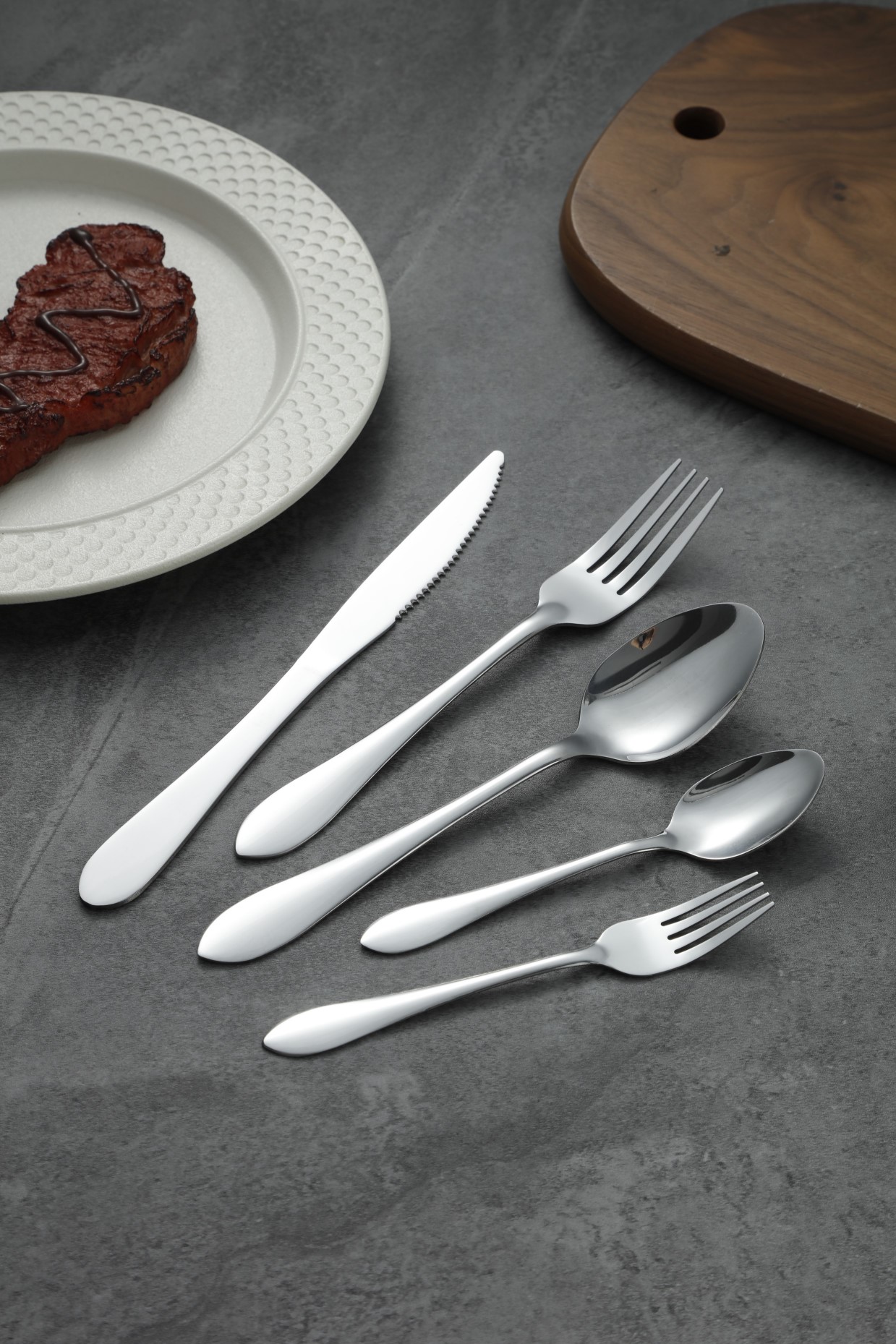 Classic Teardrop Smooth Handle Stainless Steel Flatware Set 3