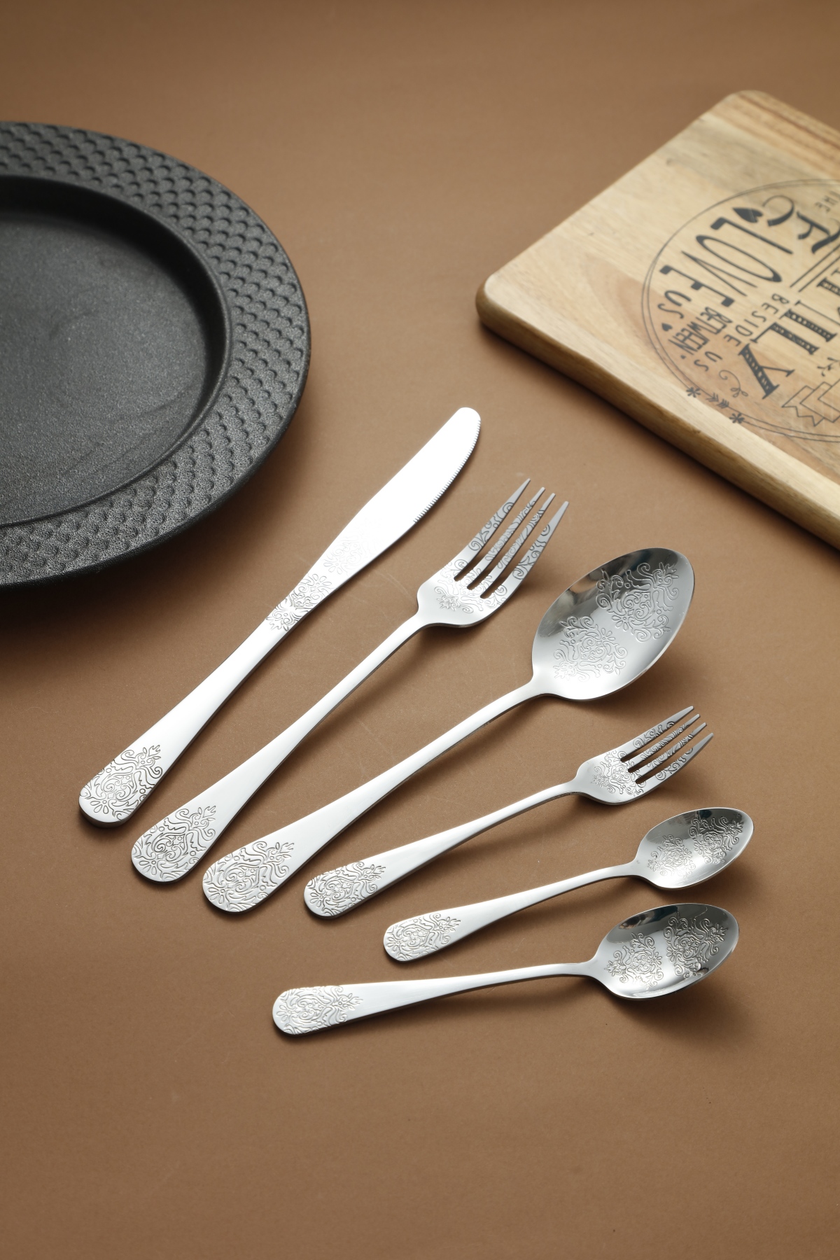 Vintage Floral Etched Stainless Steel Cutlery Set Mirror Silver Western Tableware 2