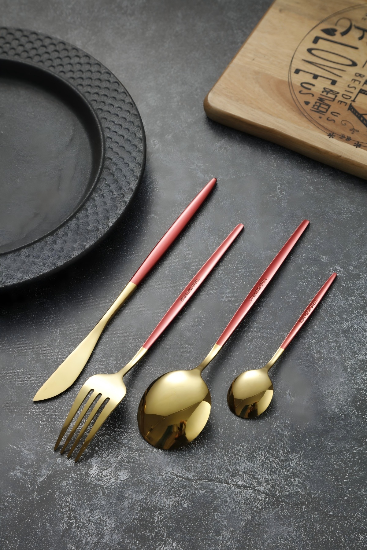 Matte Red Handle Gold Head Stainless Steel Cutlery Set Western Dinner Flatware 4